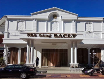 Nhà Hàng Sạc Ly