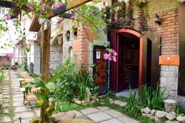 Hnam Chang Ngeh Hotel
