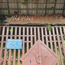 Nhà hàng hồ bơi Phú Gia